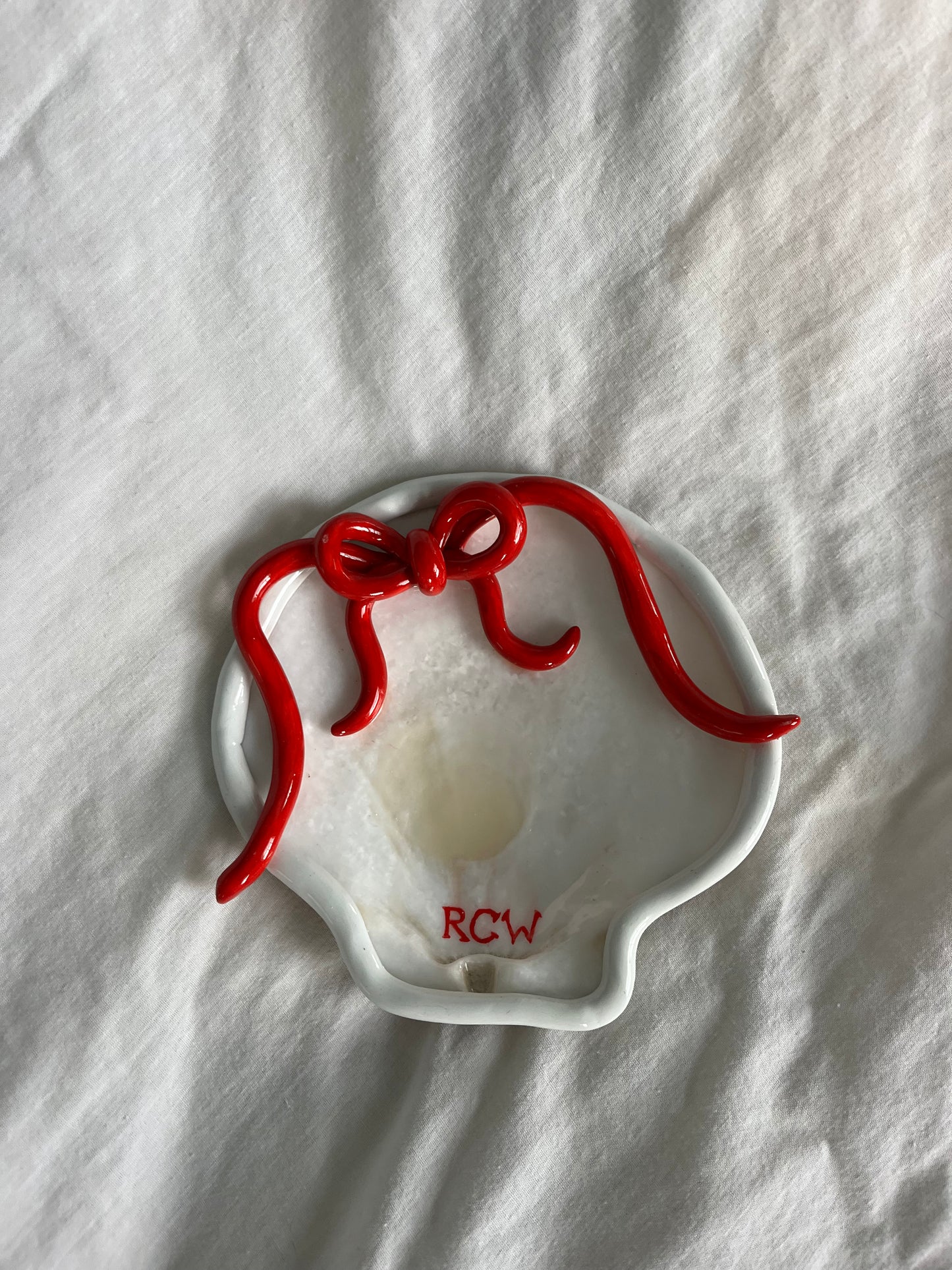 Red Bow Scallop Dish with optional inscription